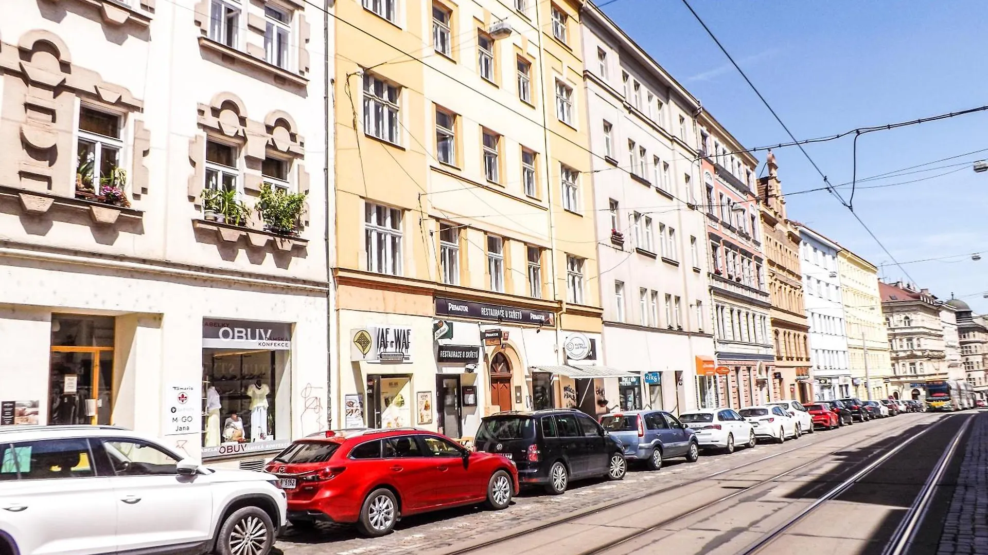 B2 Dvouluzkovy Pokoj Centrum Prahy 0*, Praha