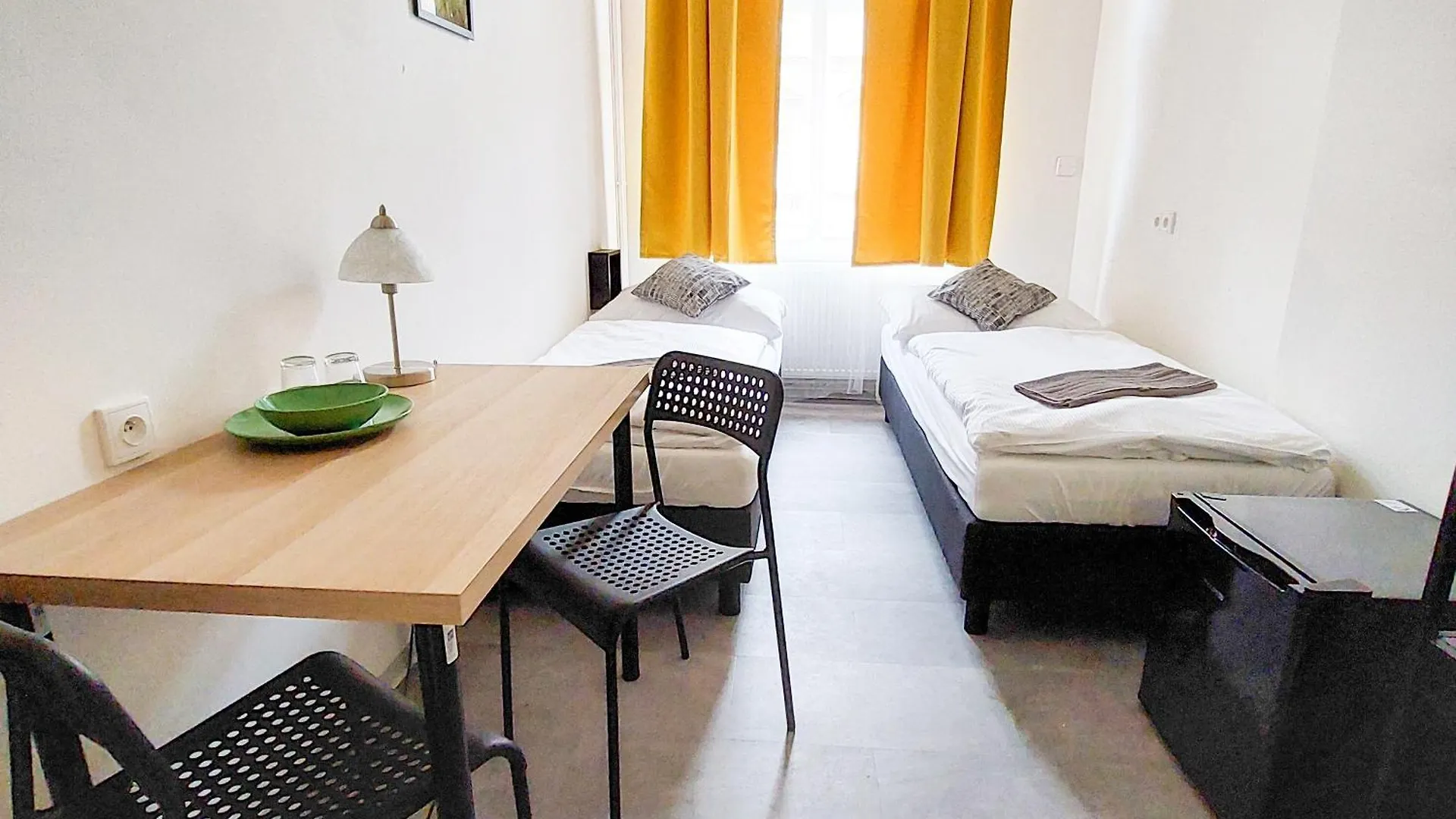 B2 Dvouluzkovy Pokoj Centrum Prahy Habitación en casa particular